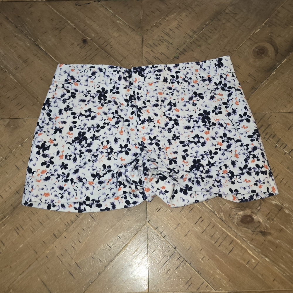 Banana Republic Blue and Orange Bermudas Artistic Design
